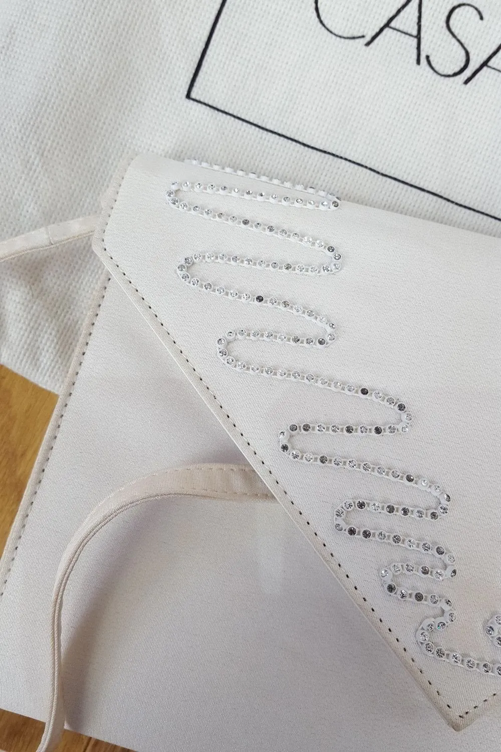 CASADEI Vintage 1980s White Satin Crystal Studded Clutch Bag (S)