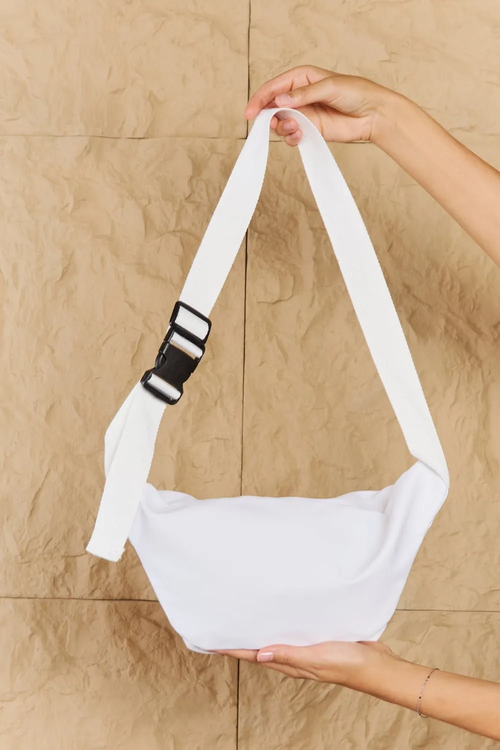 Clear Zipper Pocket Fanny Pack Bag in White