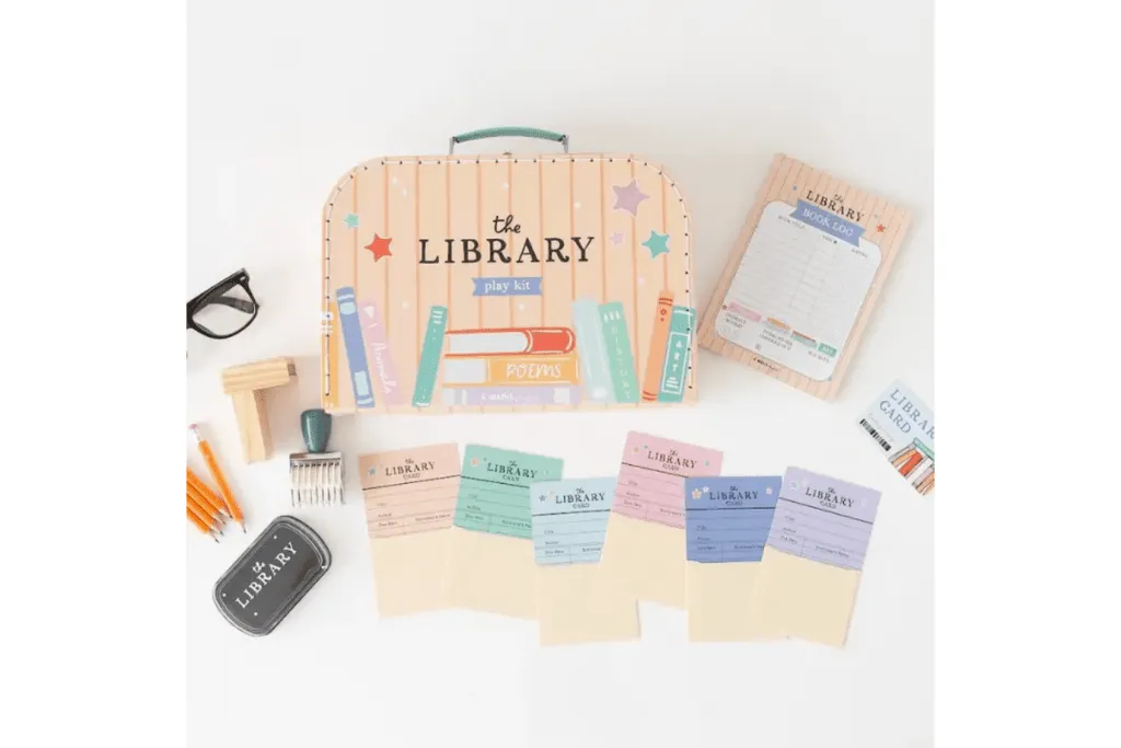 Library Pretend Play Kit