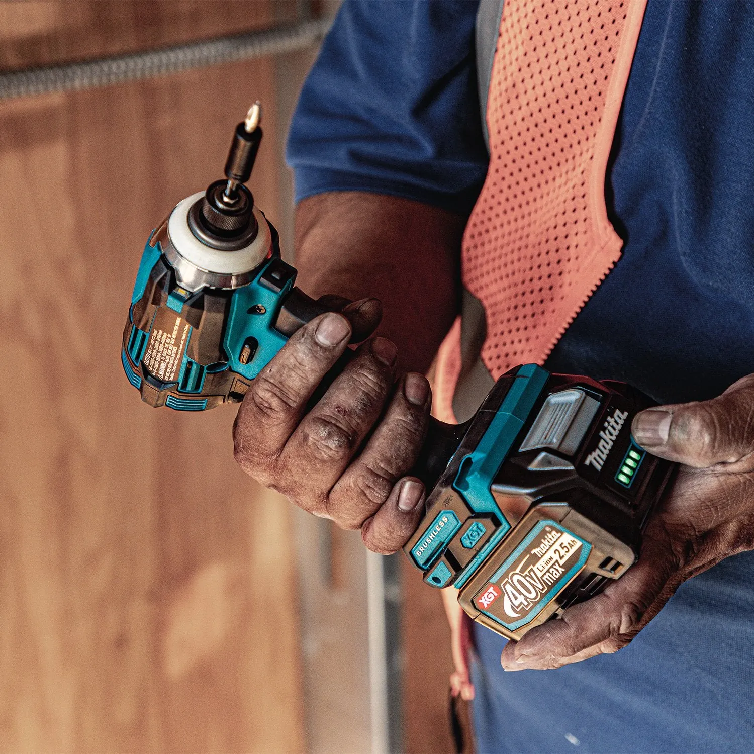 Makita (GDT01D) 40V max XGT® Brushless  4-Speed Impact Driver Kit (2.5Ah)