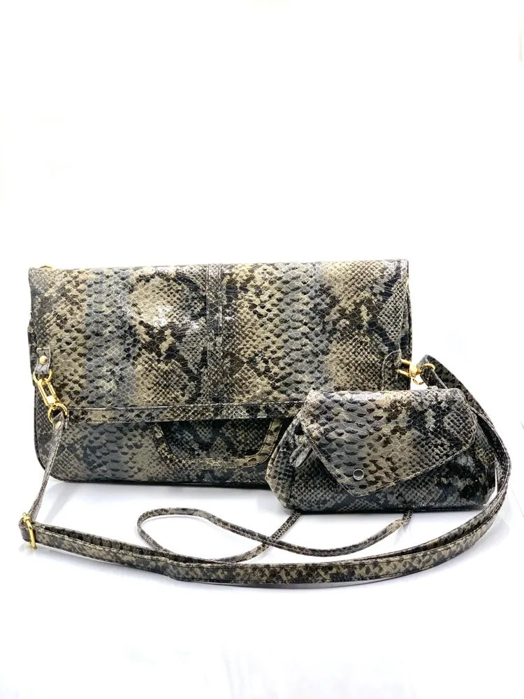 Messenger/Laptop Bag in Snake Pattern Print