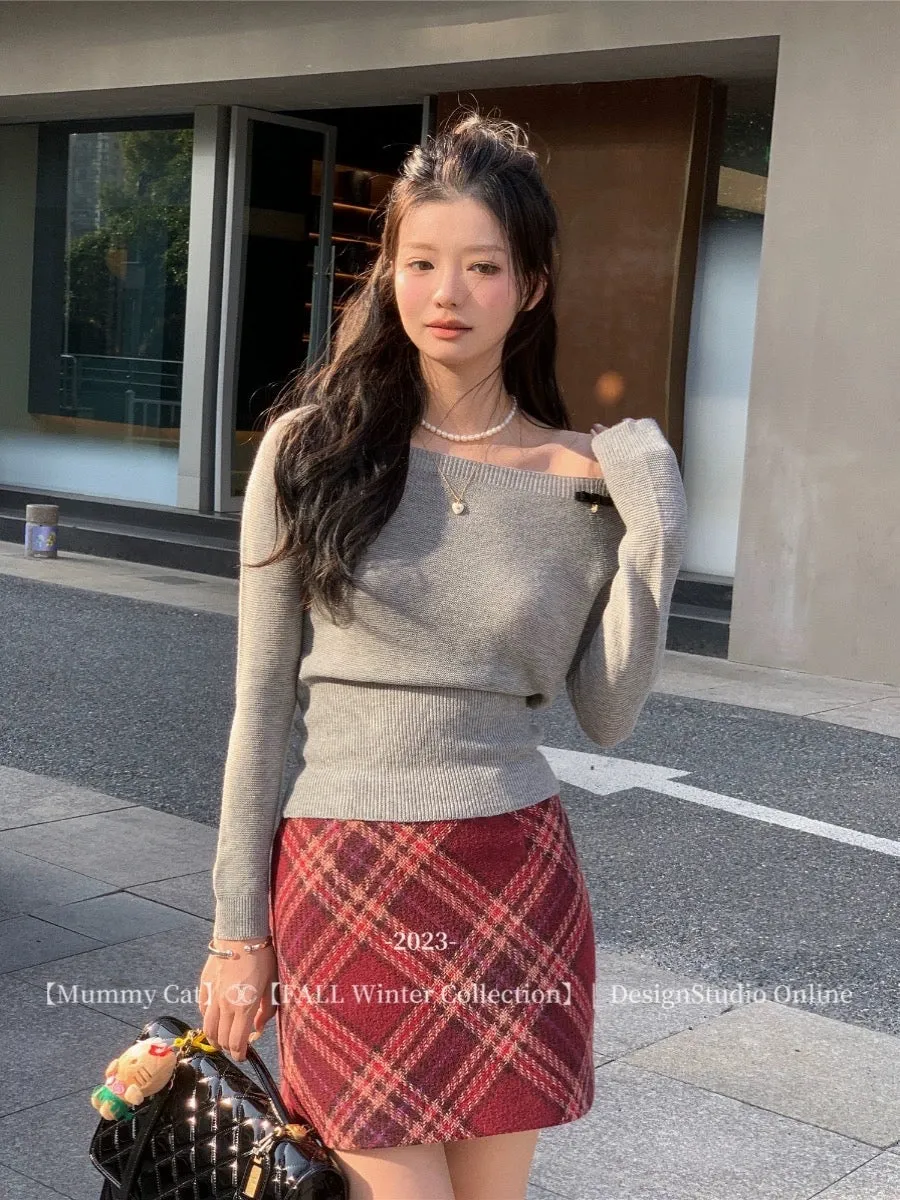 [Mummy Cat] Butterfly Bow Off-Shoulder Sweater