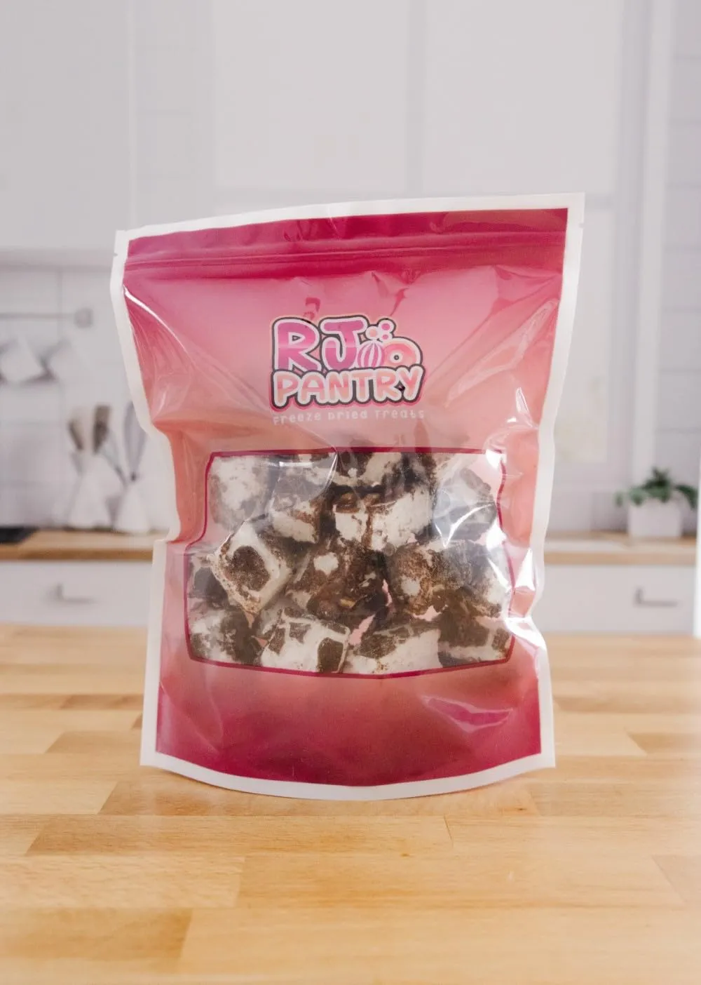 RJ Pantry Freeze-Dried Candy Milk Chocolate Marshmallow Cashews - 6oz Pouch