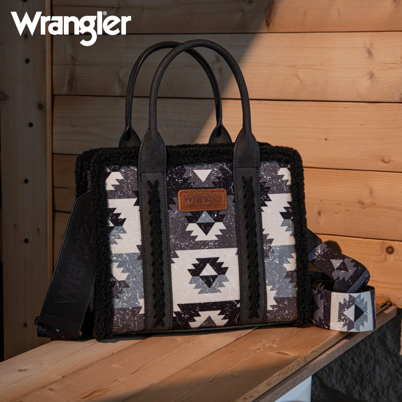 WG166-8120S  Wrangler Sherpa Southwestern Print Small Canvas Tote/Crossbody Black